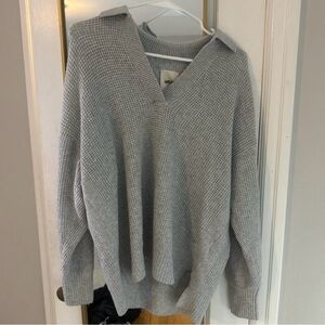Aerie Light Gray Knit Sweater